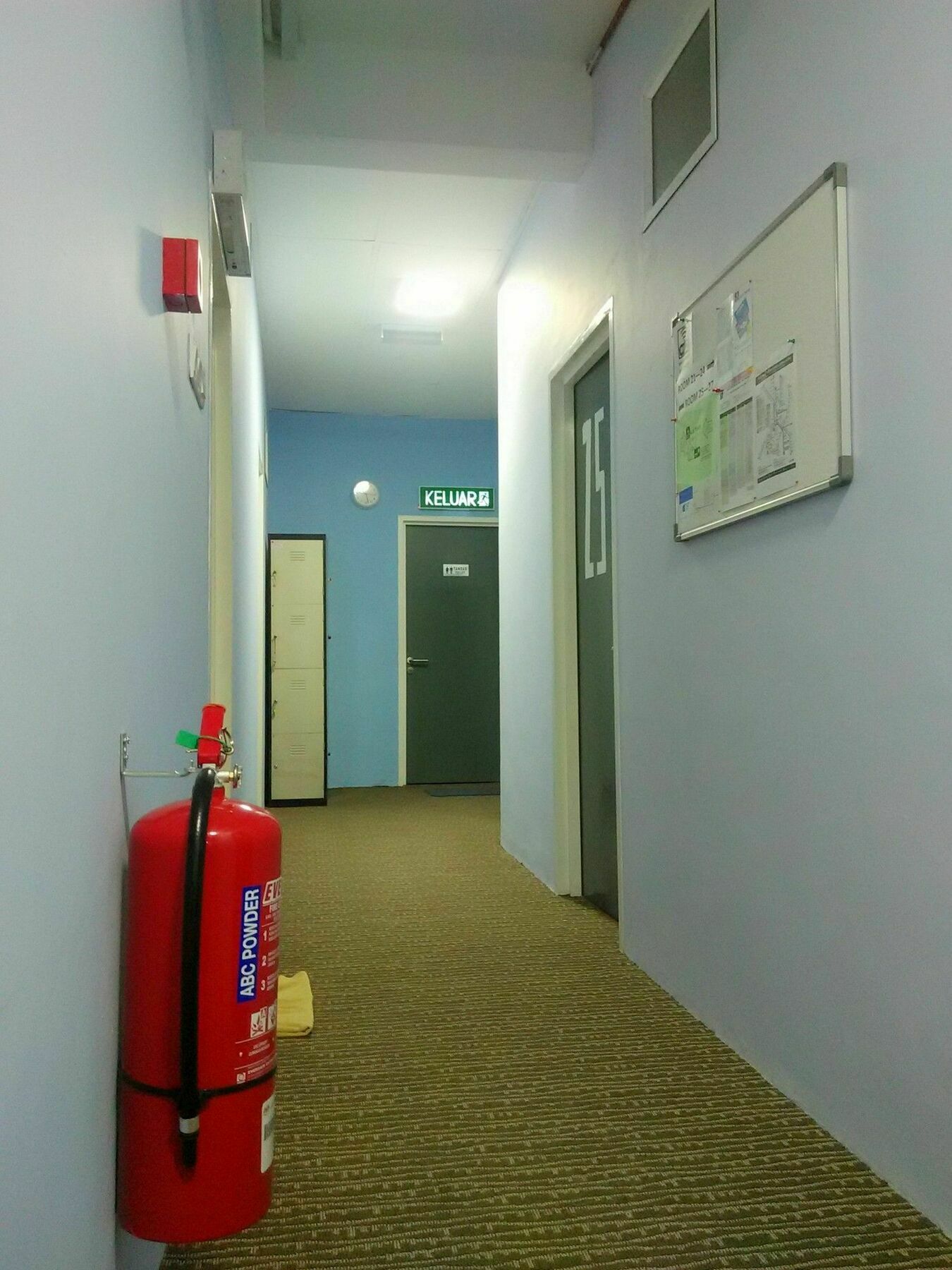 Moon Eleven Hostel Near Klia & Klia2 Sepang Zewnętrze zdjęcie